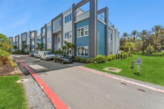 Building Photo - 7760 Sandy Ridge Dr