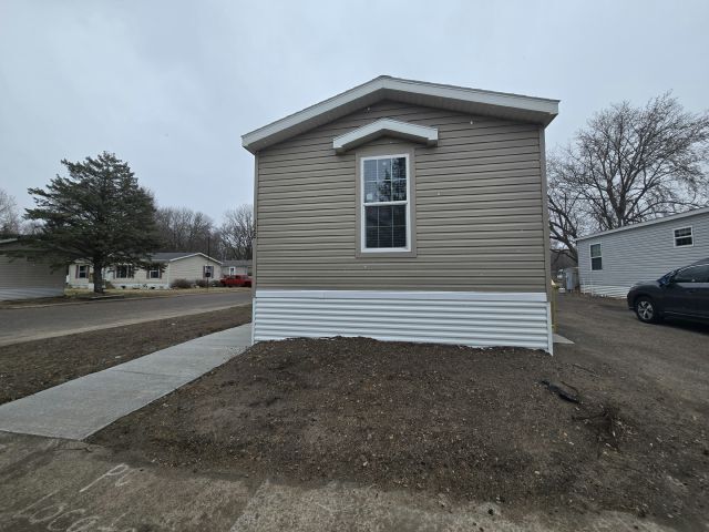 Foto del edificio - 128 115th Ln NE