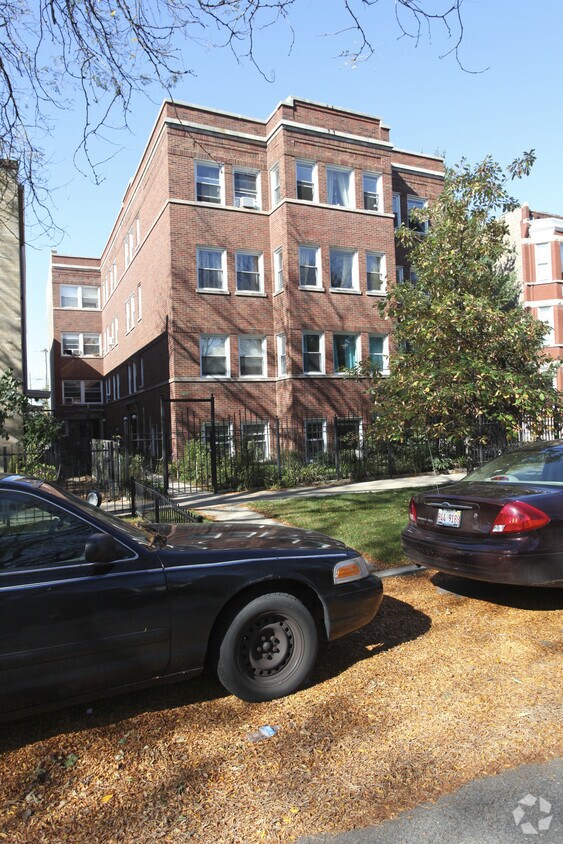 Foto del edificio - 4840 N Hermitage Ave