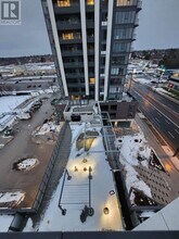 Building Photo - 693 Davis Dr