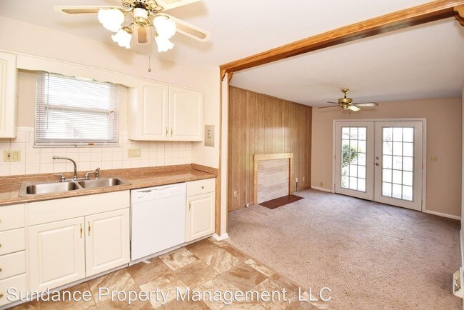 Building Photo - 3 br, 1.5 bath House - 3956 Eddystone Dr