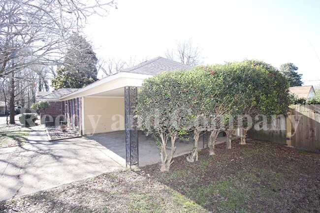 Building Photo - 3201 Longacre Cove