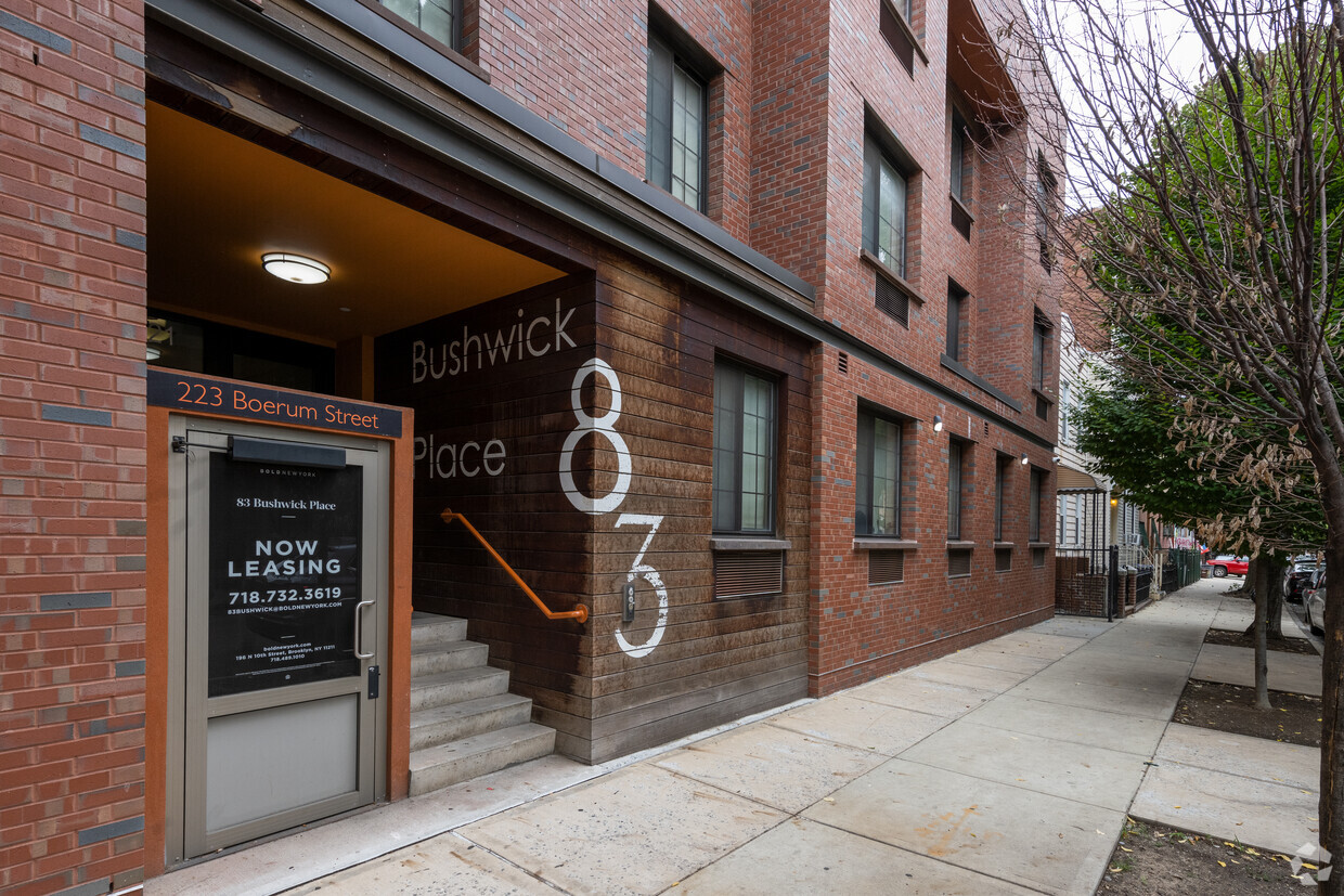 Building Photo - 83 Bushwick Pl