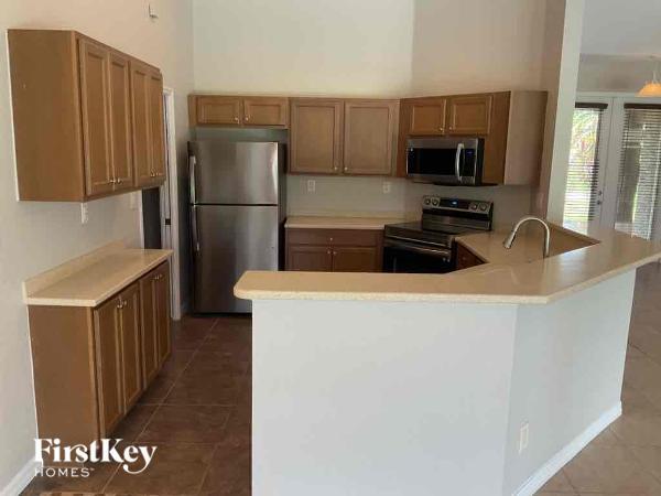 Foto del edificio - 3427 Brewster Rd