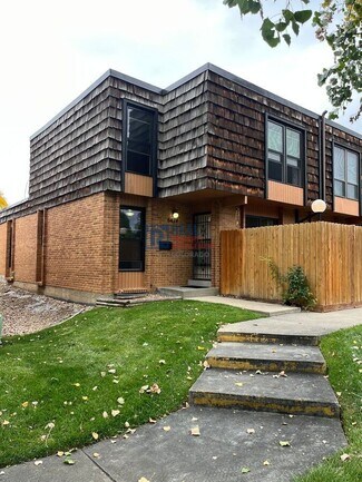 Building Photo - 6474 Wright St