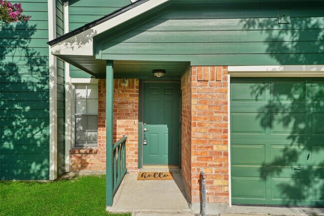 Foto del edificio - 9323 Goodmeadow Dr