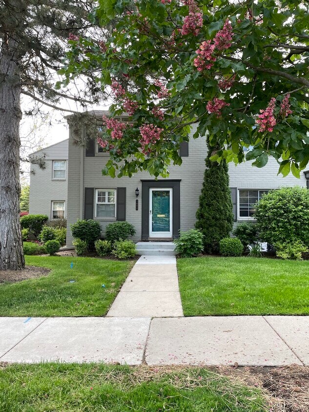 1608 Graefield Rd Unit 89, Birmingham, MI 48009 Condo for Rent in
