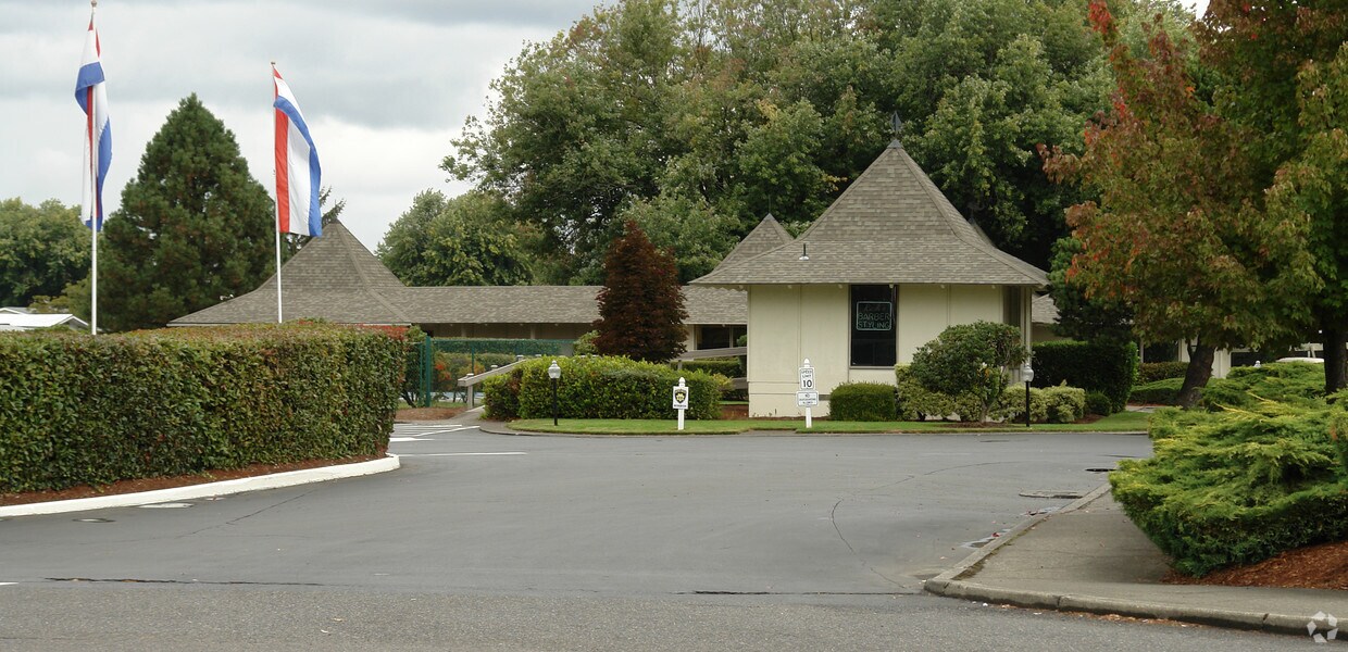 Building Photo - 1501 N Hayden Island Dr