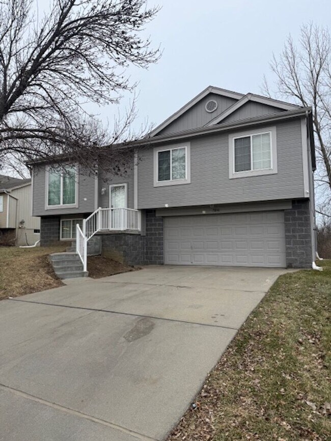 Foto del edificio - Comfortable & Convenient 3 Bedroom Near Recreation & Trails!!