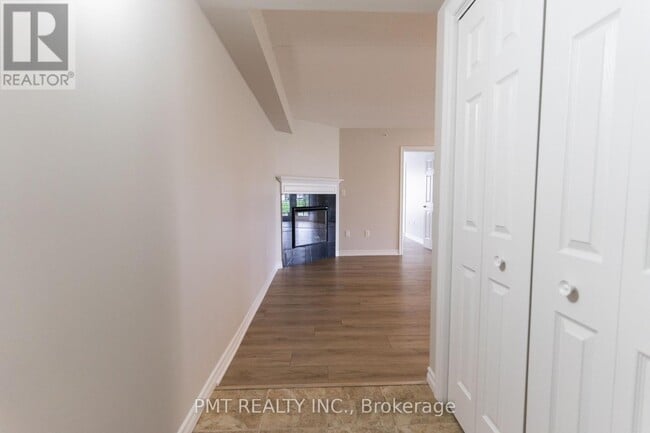 Building Photo - 1370 Main St E