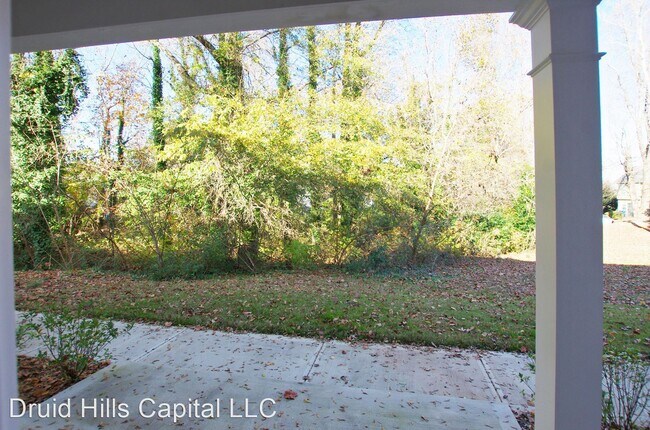 Building Photo - 3 br, 2.5 bath House - 2290 Connally Place