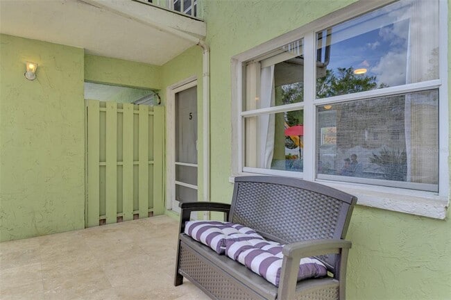 Building Photo - 446 Canal Rd