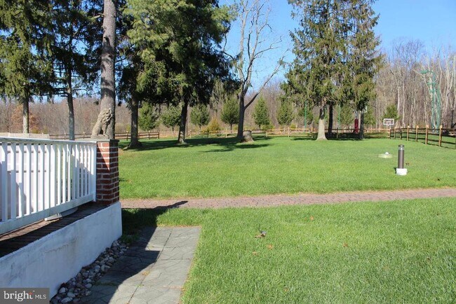 Foto del edificio - 1934 Bleim Rd