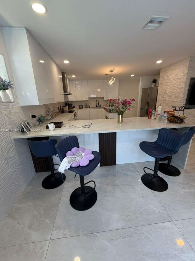 Foto del edificio - 5740 SW 57th Way