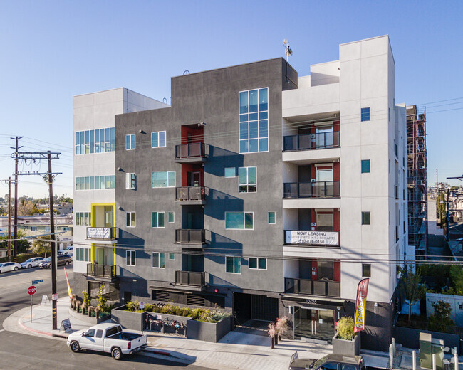 Building Photo - T Loft Apartments