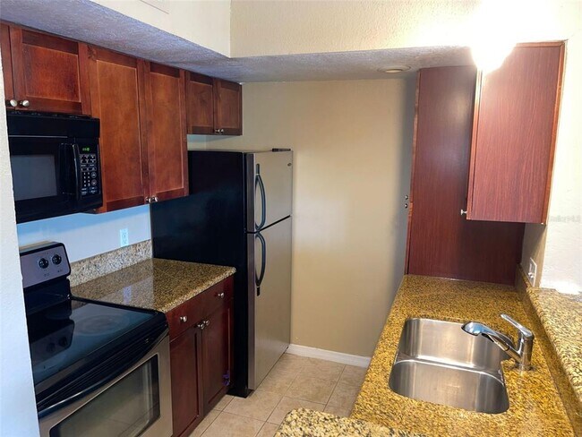 Foto del edificio - 5128 Conroy Rd
