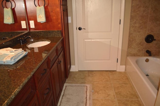 Building Photo - 1743 Sound Haven Ct