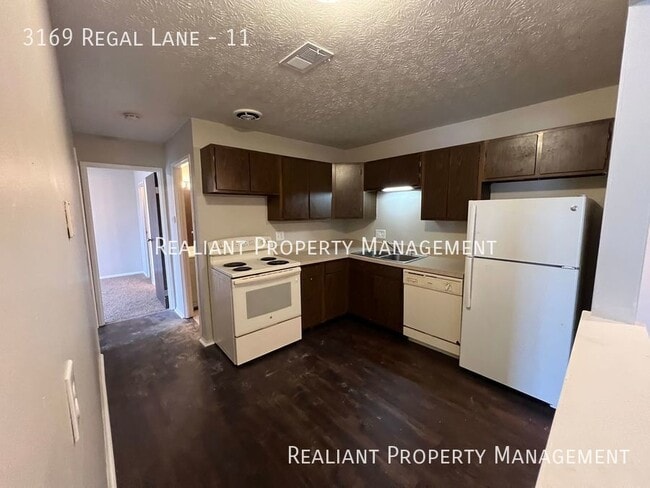 Foto del edificio - Charming 2-Bedroom Apartment in Cincinnati...