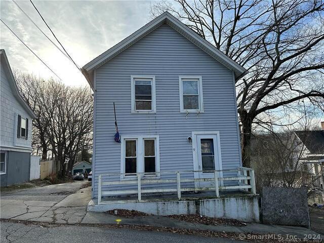 Primary Photo - 9 Reynolds St