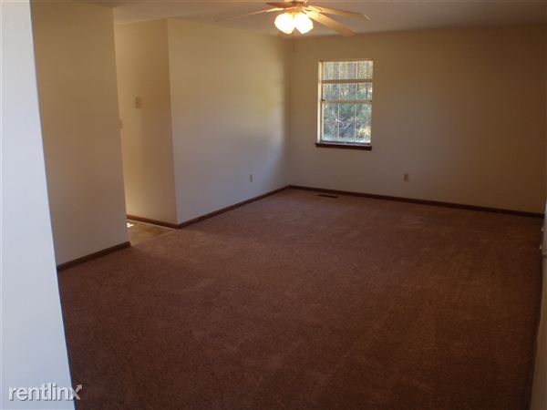 Building Photo - 4123 Pebble Creek Ln