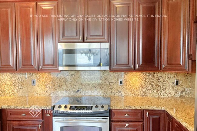 Foto del edificio - 7777 Thornlee Dr
