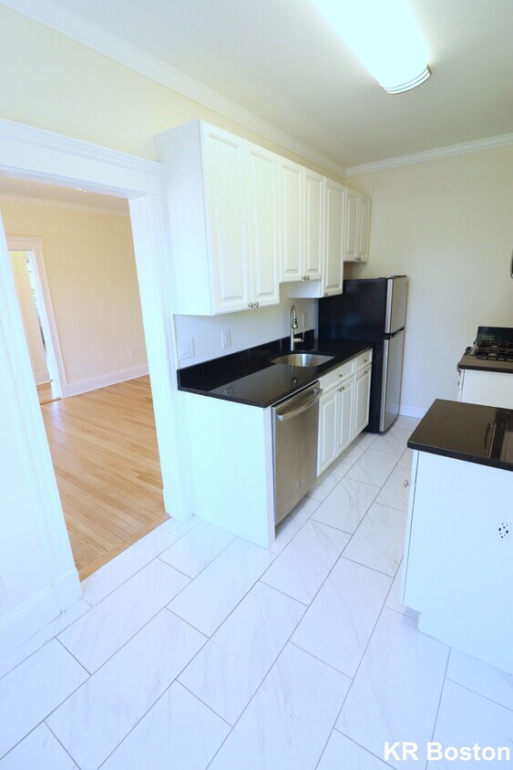 Primary Photo - 30 Chauncy St