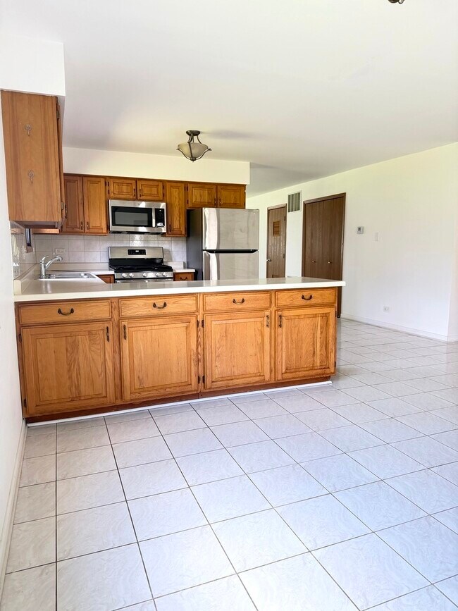 Foto del edificio - 311 Dawn Ct