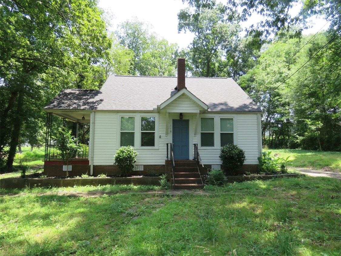Primary Photo - 116 Aladdin St