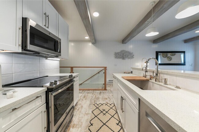 Foto del edificio - 36 RC