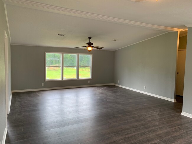 Building Photo - 4240 Willow Oak Rd