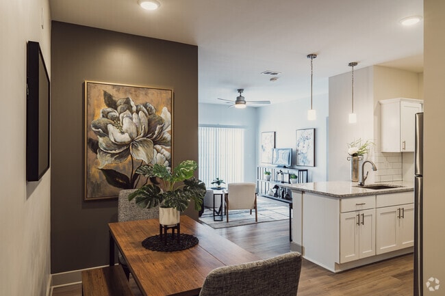Interior Photo - Midtown Apartments