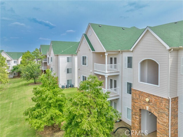 Building Photo - 2200 Classen Blvd