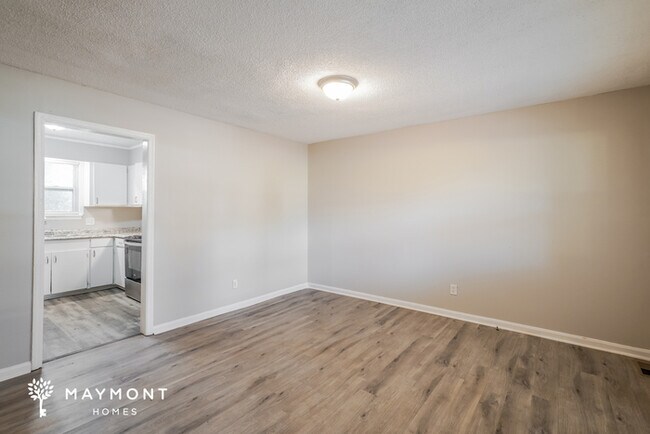Foto del edificio - 408 Richcreek Rd