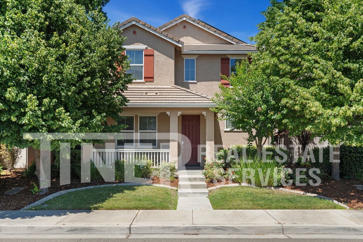 Primary Photo - 2567 Amelia Earhart Ave
