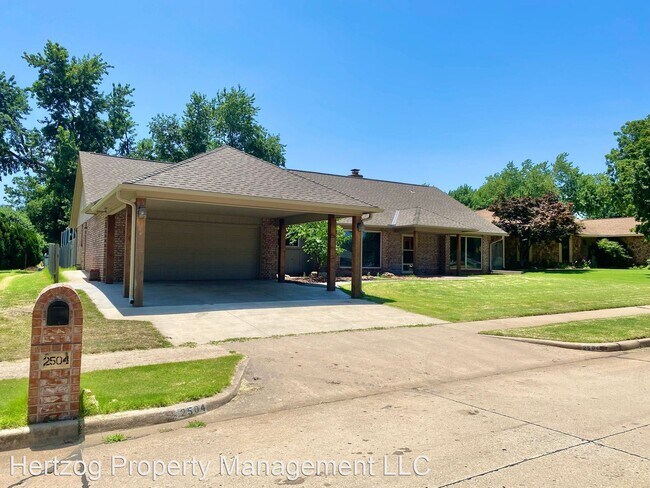 Building Photo - 3 br, 2.5 bath House - 2504 Briar Ridge Road