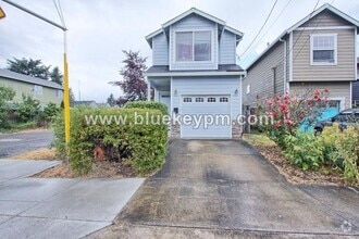 Building Photo - 5403 SE Flavel St