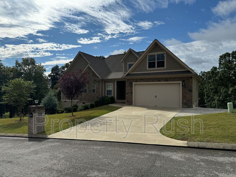 Foto principal - 6257 Stoney River Dr