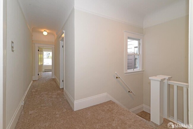 Foto del edificio - 17 Woodland Ave