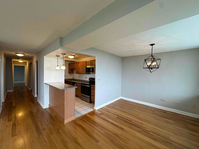 Foto del edificio - 1626 N Prospect Ave