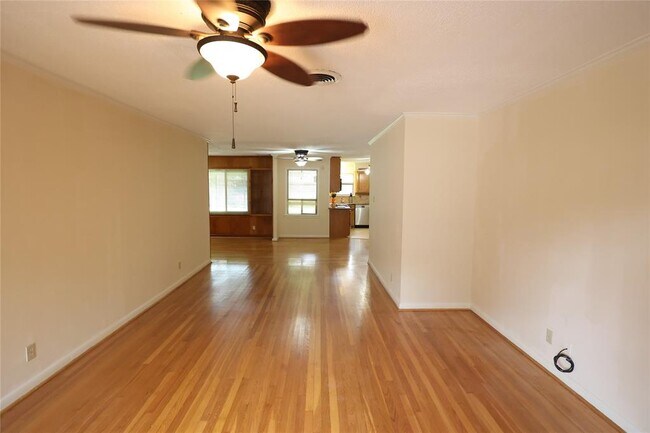Building Photo - 4018 Nenana Dr