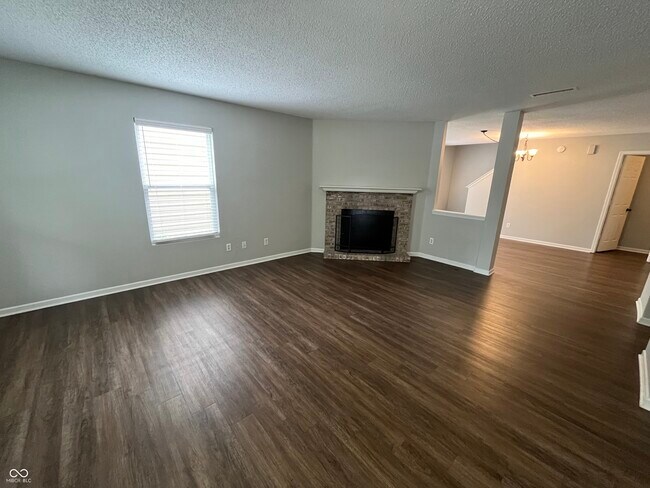 Building Photo - 14235 Clapboard Dr