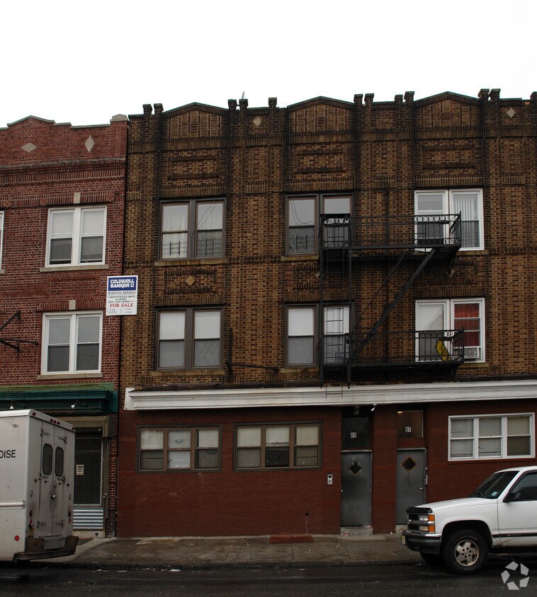 Foto del edificio - 65 Martin Luther King Dr