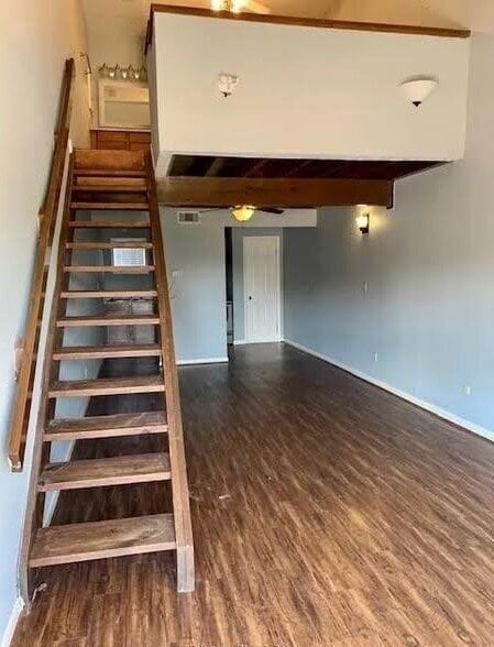 Building Photo - efficiency unit close to campus