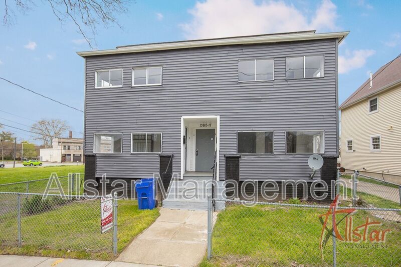 Primary Photo - 13815 Idarose Ave