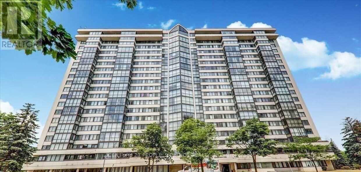 Building Photo - 10 Markbrook Ln