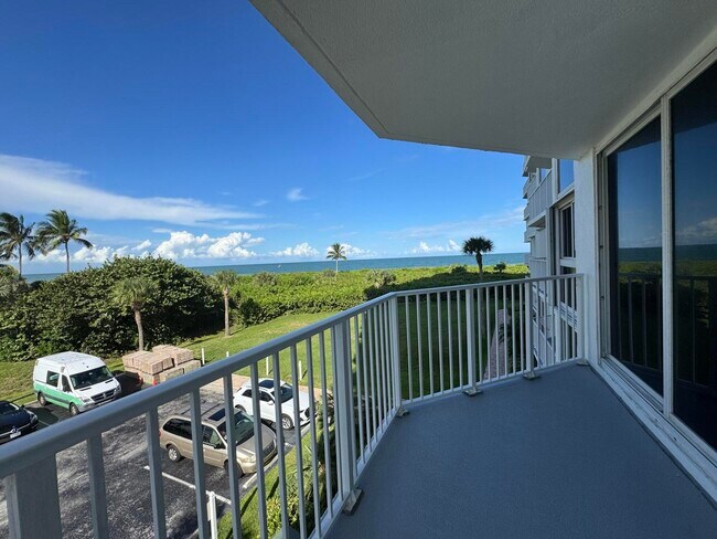 Building Photo - 2700 N Hwy A1A