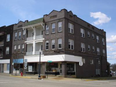 Primary Photo - 68 E Main St
