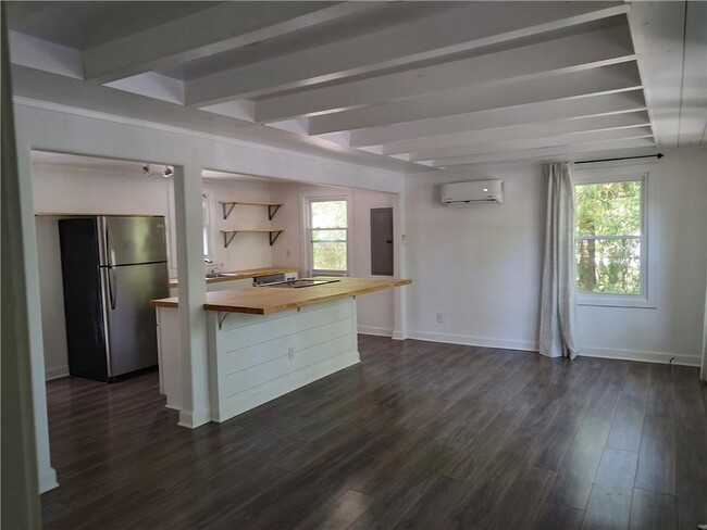 Foto del edificio - 903 Pine St