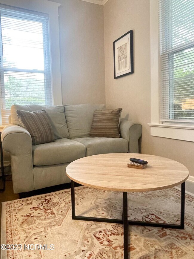 Foto del edificio - 180 N Bennett St