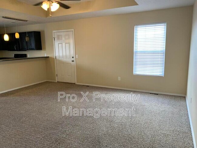 Foto del edificio - 4515 E Chipmunk Ln